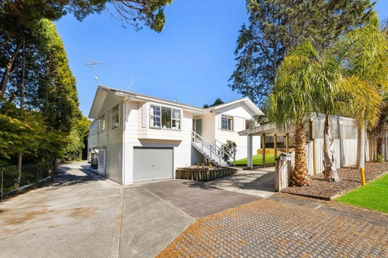 Photo of property in 2 Regatta Road, Torbay, Auckland, 0630