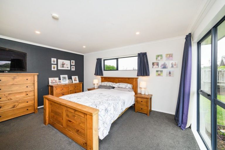Photo of property in 4 Almond Grove, Feilding, 4702