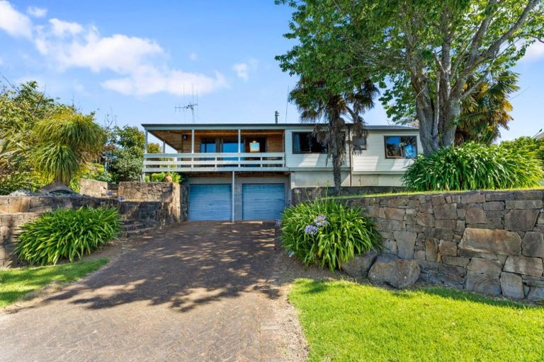 Photo of property in 38 Endeavour Avenue, Welcome Bay, Tauranga, 3112