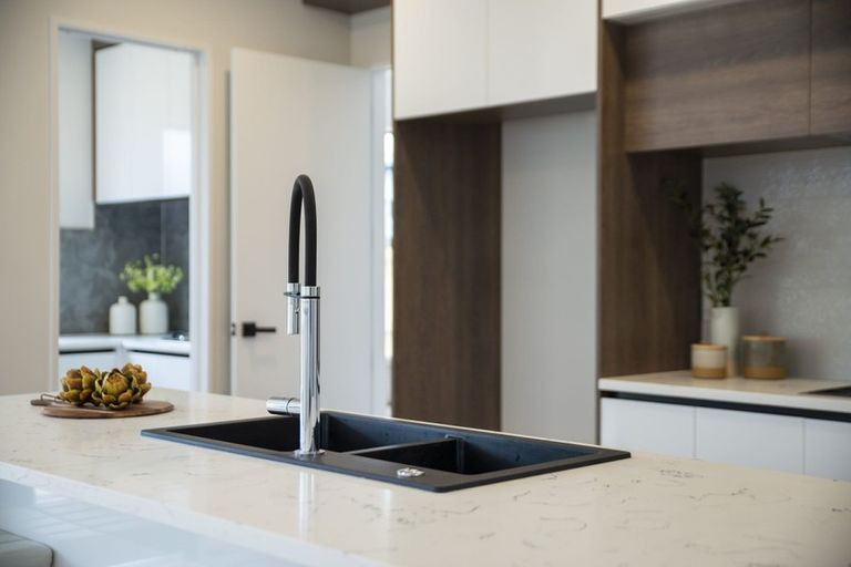 Photo of property in 70 Thomas Road, Flat Bush, Auckland, 2019