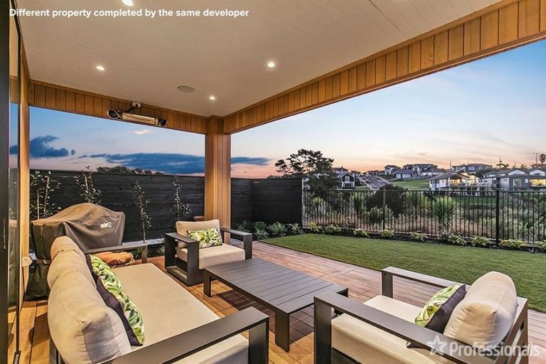 Photo of property in 27 Kotuitui Drive, Wainui, 0992