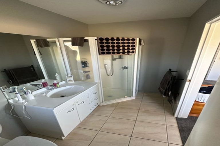 Photo of property in 8 Richard Seddon Drive, Northwood, Christchurch, 8051