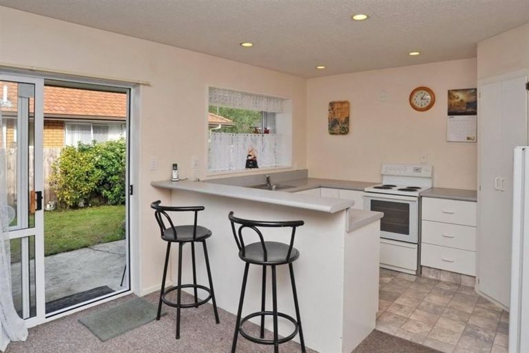 Photo of property in 3/57 Tyrone Street, Belfast, Christchurch, 8051