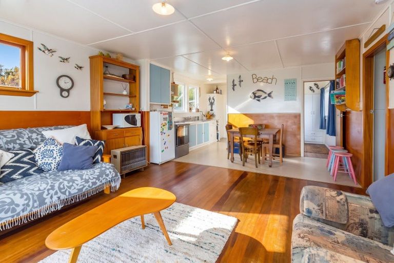 Photo of property in 275 Mataikona Road, Mataikona, Tinui, 5889