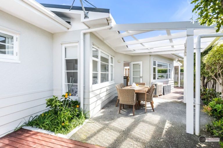 Photo of property in 16 Myrtle Street, Hutt Central, Lower Hutt, 5010