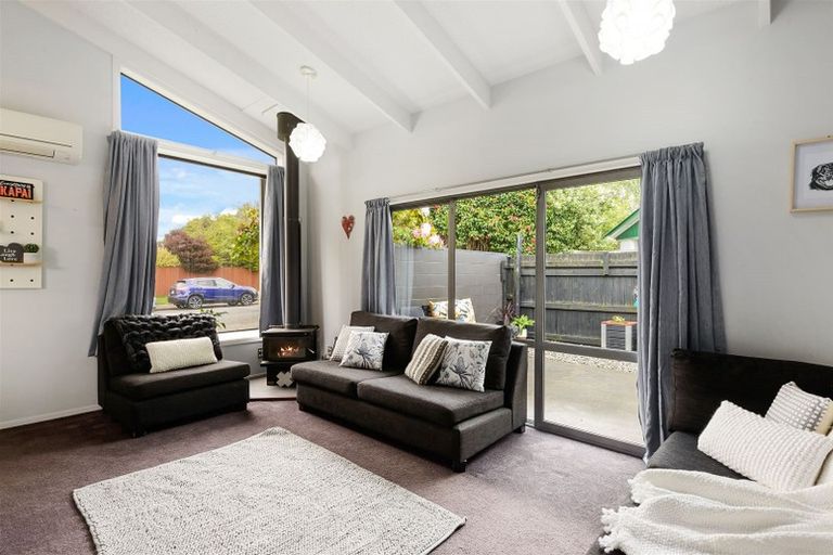 Photo of property in 91 Oakhampton Street, Hornby, Christchurch, 8042