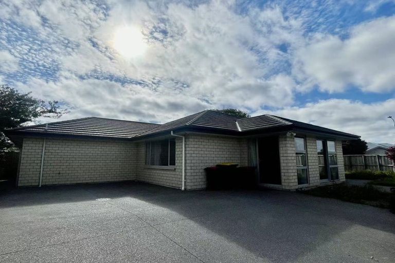 Photo of property in 7 Tika Street, Riccarton, Christchurch, 8041