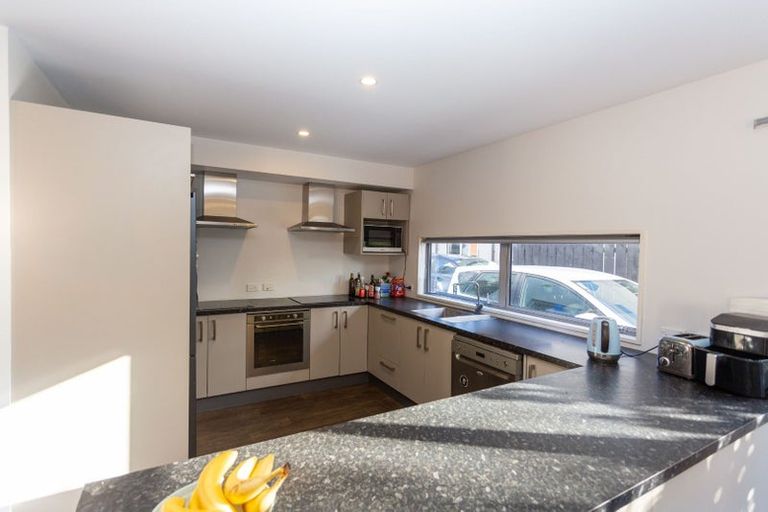 Photo of property in 2/24a Bowen Street, Upper Riccarton, Christchurch, 8041