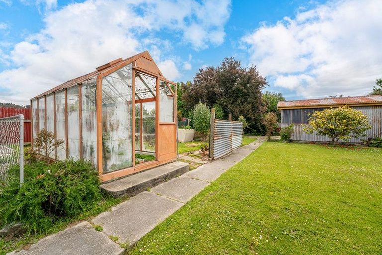 Photo of property in 16 Teviot Street, Oamaru North, Oamaru, 9400