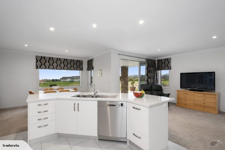 Photo of property in 949f Pyes Pa Road, Pyes Pa, Tauranga, 3173