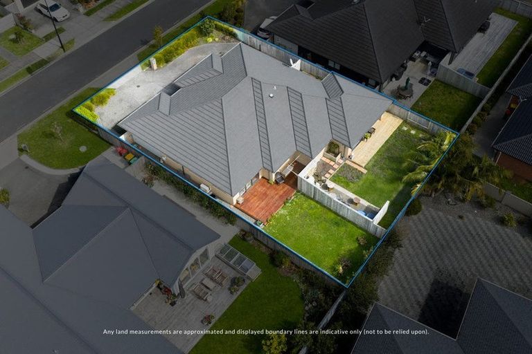 Photo of property in 13 Leebank Crescent, Riverhead, 0820