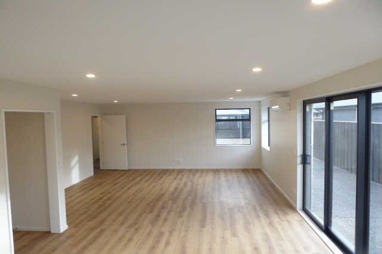 Photo of property in 12 Broadway Parade, Rolleston, 7615