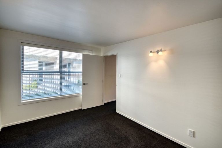 Photo of property in 2/290 Barbadoes Street, Christchurch Central, Christchurch, 8011