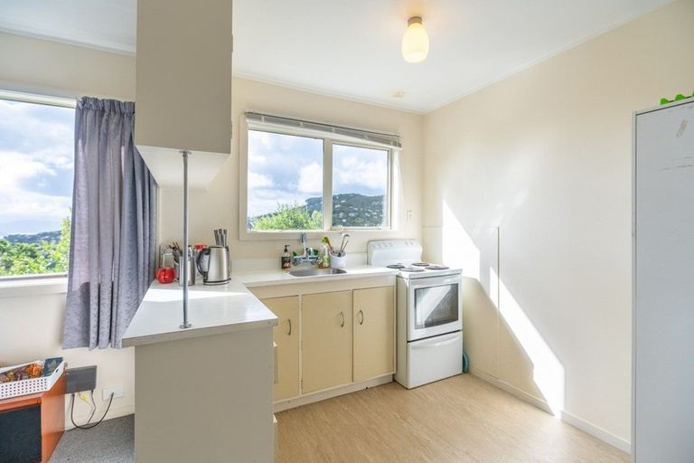 Photo of property in 62a Winston Street, Crofton Downs, Wellington, 6035