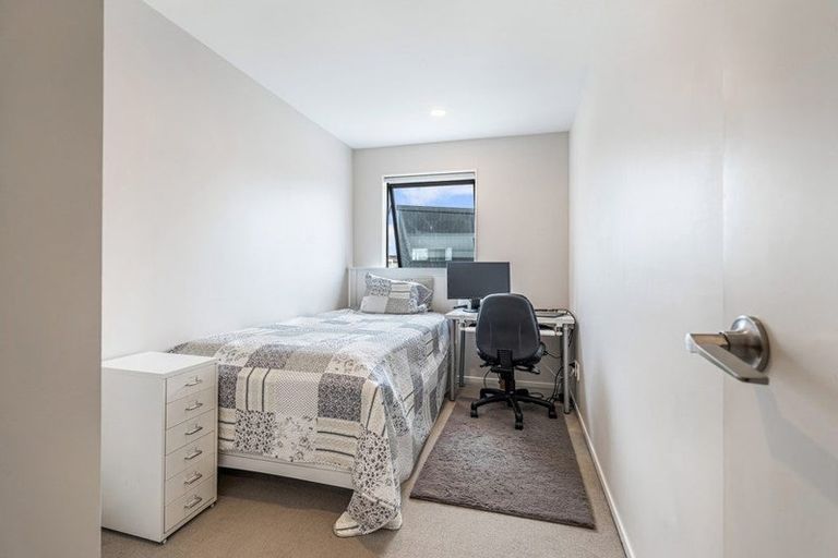 Photo of property in 24 Kopuru Road, Whenuapai, Auckland, 0618