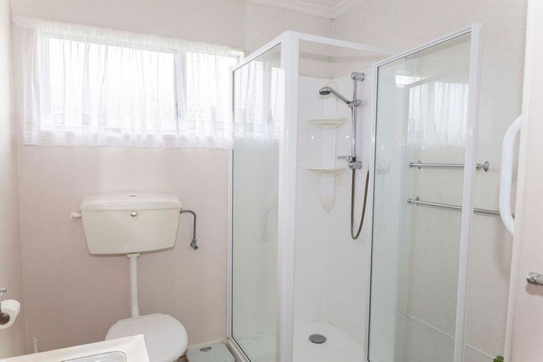 Photo of property in 4 Mccallum Street, Dannevirke, 4930