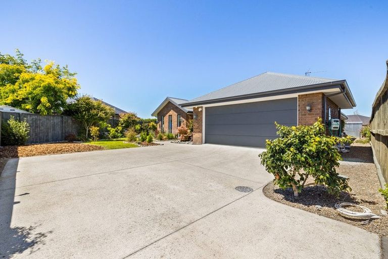 Photo of property in 11 Wakeman Way, Kaiapoi, 7630