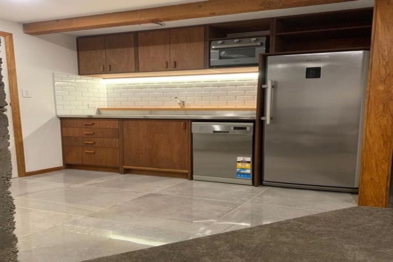 Photo of property in 34 Cannon Hill Crescent, Mount Pleasant, Christchurch, 8081