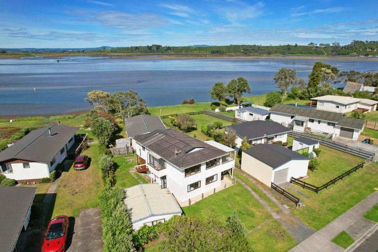 Photo of property in 618a Pukehina Parade, Pukehina, Te Puke, 3189