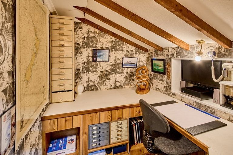 Photo of property in 197 Derwent Street, Island Bay, Wellington, 6023