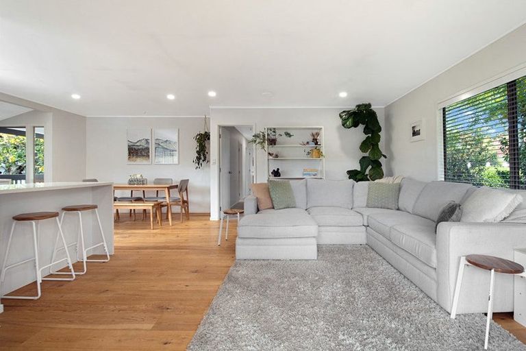 Photo of property in 27 Bethells Road, Waitakere, Auckland, 0816