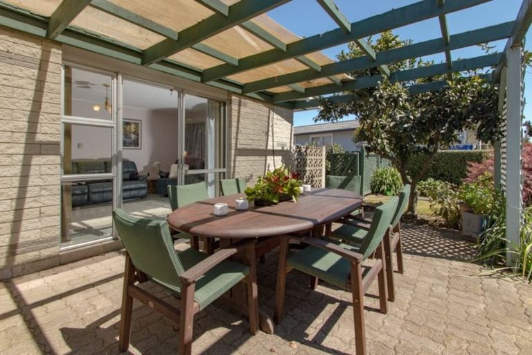 Photo of property in 2 Plymouth Road, Flaxmere, Hastings, 4120