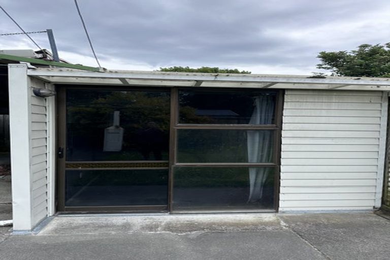 Photo of property in 4 Haynes Avenue, Upper Riccarton, Christchurch, 8041