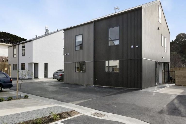 Photo of property in 11/124 Britomart Street, Berhampore, Wellington, 6023