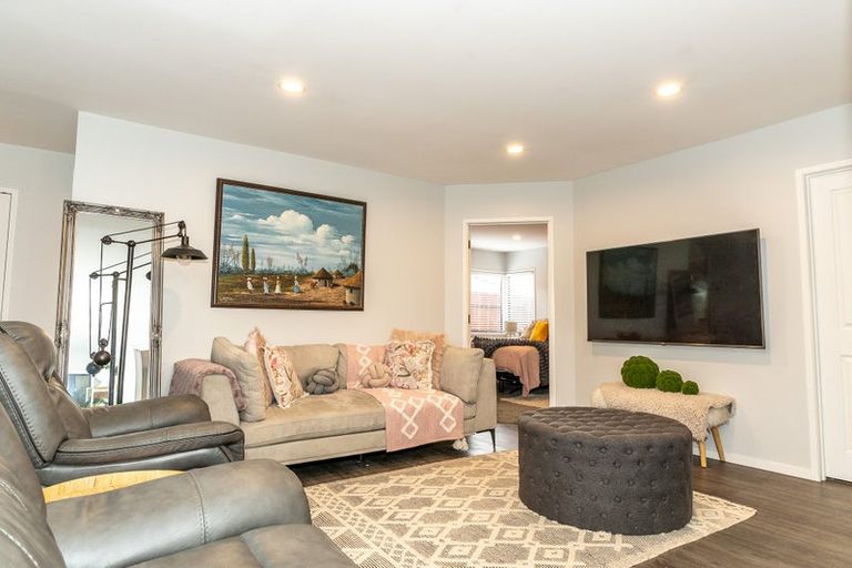 Photo of property in 10 Sudbury Court, Rototuna North, Hamilton, 3210