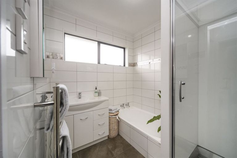 Photo of property in 26 Fitzroy Street, Terrace End, Palmerston North, 4410