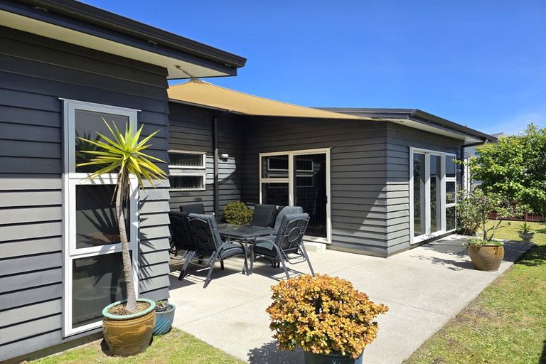 Photo of property in 4 Spinifex Street, Papamoa Beach, Papamoa, 3118