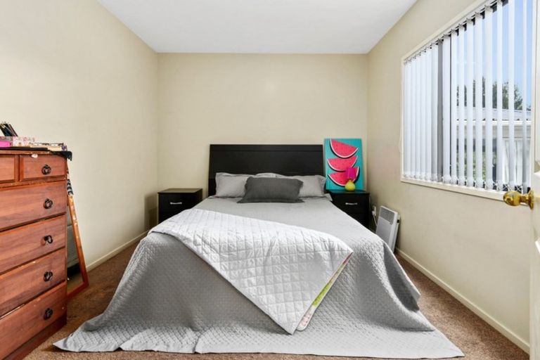 Photo of property in 1/173 Wellington Street, Howick, Auckland, 2014