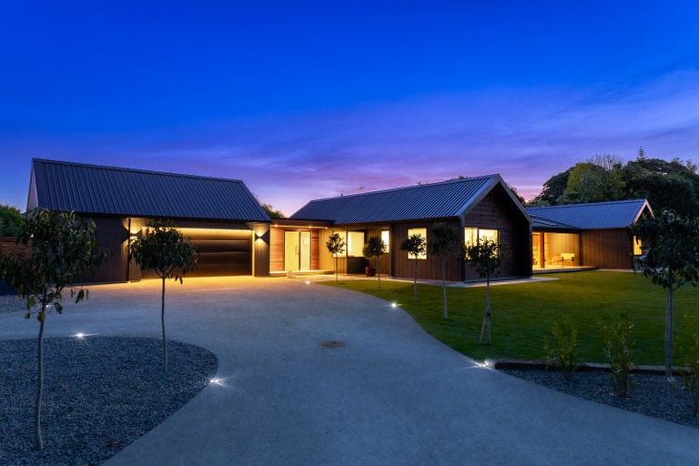 Photo of property in 5 Bressay Way, Waikanae, 5036