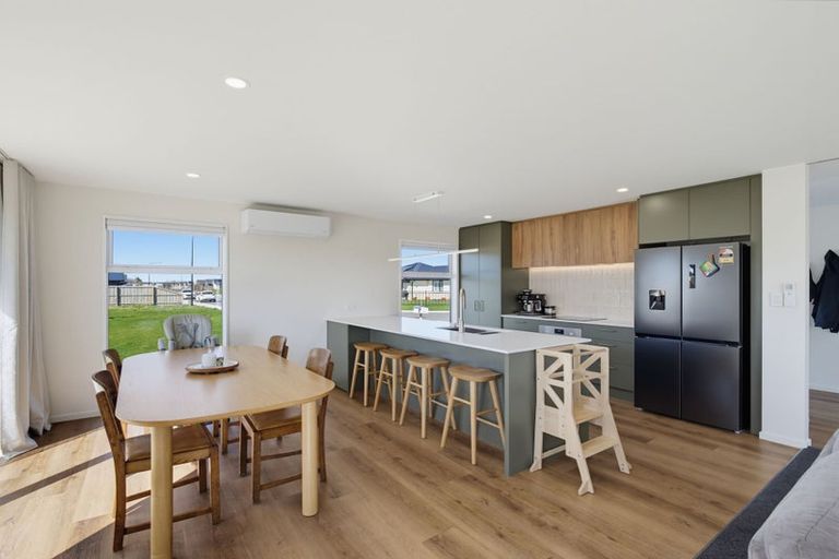 Photo of property in 37 Henshaw Street, Woodend, 7610