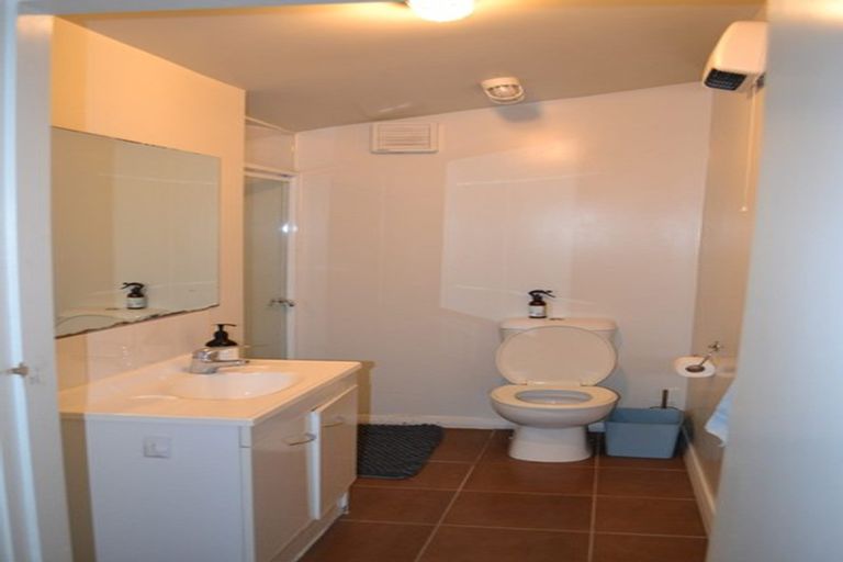 Photo of property in 50 Ellice Street, Mount Victoria, Wellington, 6011