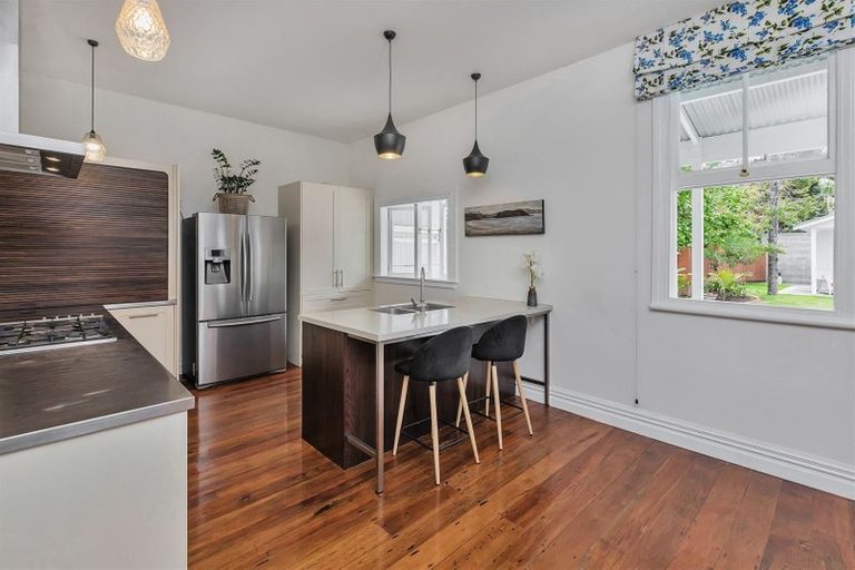 Photo of property in 30 First Avenue, Avenues, Whangarei, 0110