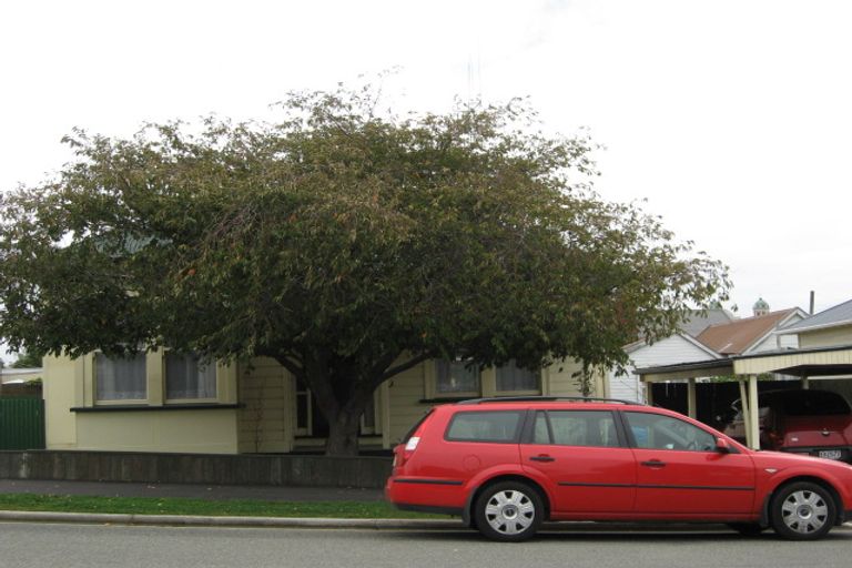 Photo of property in 17 Victoria Street, Parkside, Timaru, 7910