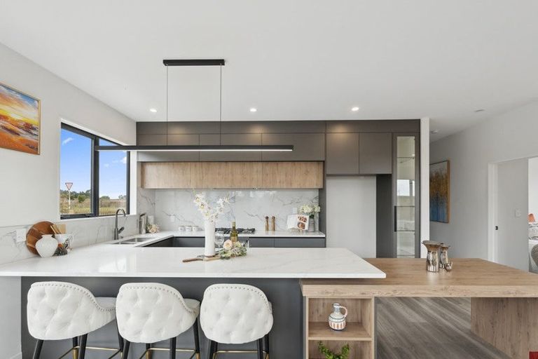 Photo of property in 13 Wagyu Lane, Karaka, 2580