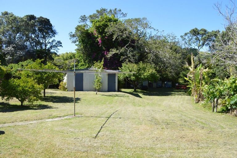 Photo of property in 279 Colville Road, Coromandel, 3584