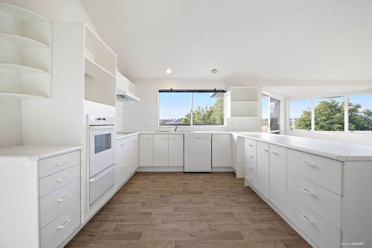 Photo of property in 7 Ayrshire Place, Somerville, Auckland, 2014