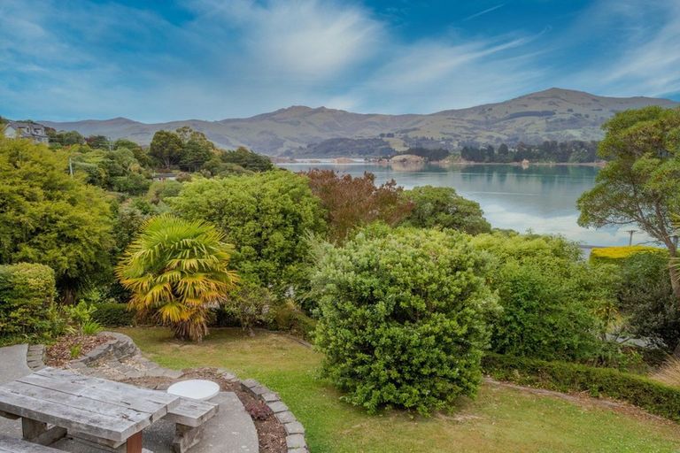 Photo of property in 15 Bayview Crescent, Duvauchelle, 7581