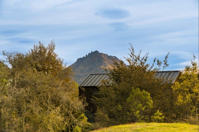 Photo of property in 9 Rannoch Drive, Jacks Point, Queenstown, 9371