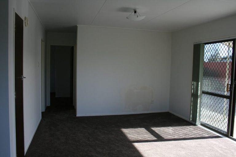 Photo of property in 11b Kaimanawa Street, Kelvin Grove, Palmerston North, 4414