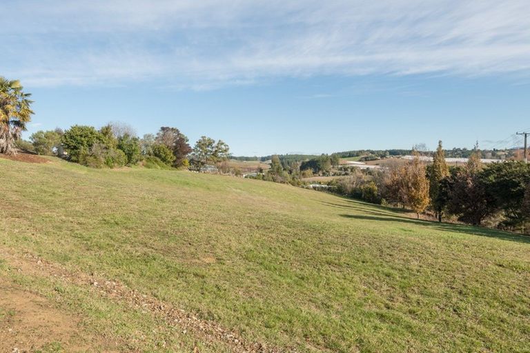 Photo of property in 11 Mapua Drive, Mapua, Upper Moutere, 7173