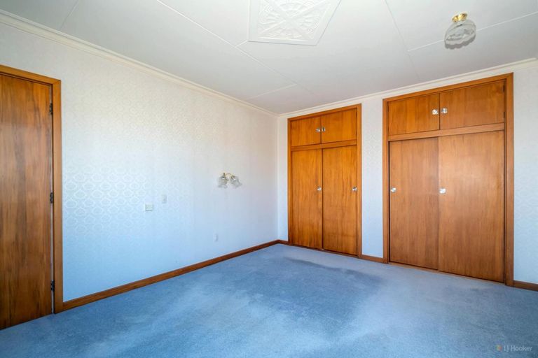 Photo of property in 1 Cashel Street, Waimate, 7924
