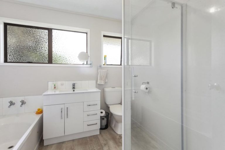 Photo of property in 10 Kanuka Place, Edgecumbe, 3120