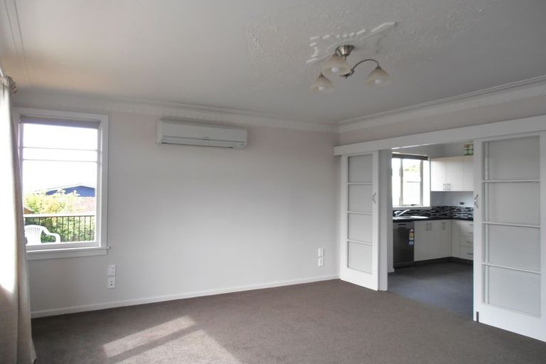 Photo of property in 25 Oxford Street, West End, Timaru, 7910