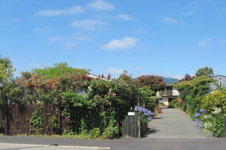 Photo of property in 104 Sparks Road, Hoon Hay, Christchurch, 8025