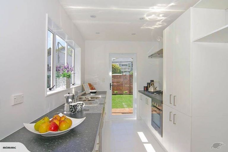 Photo of property in 23 Arcus Way, Hataitai, Wellington, 6021