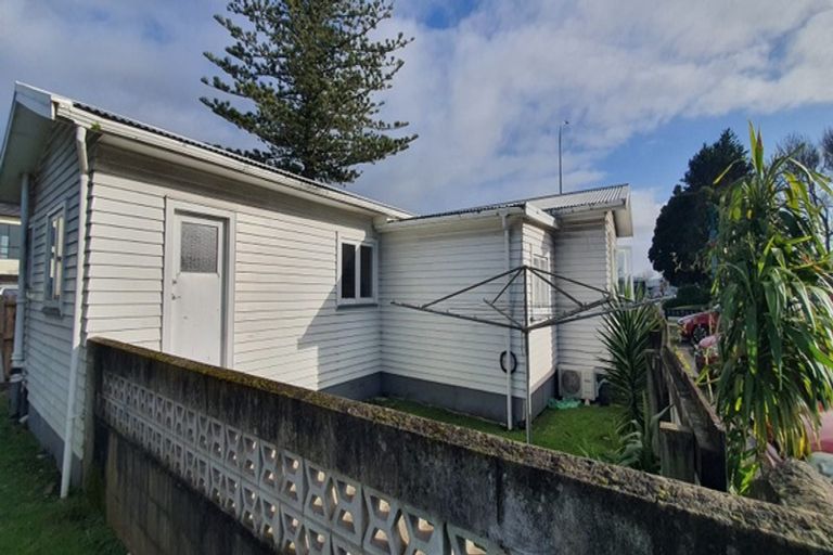 Photo of property in 2/83 Favona Road, Favona, Auckland, 2024